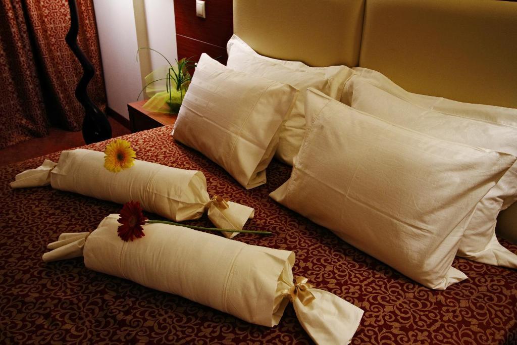 Siris Hotel Serres Habitación foto